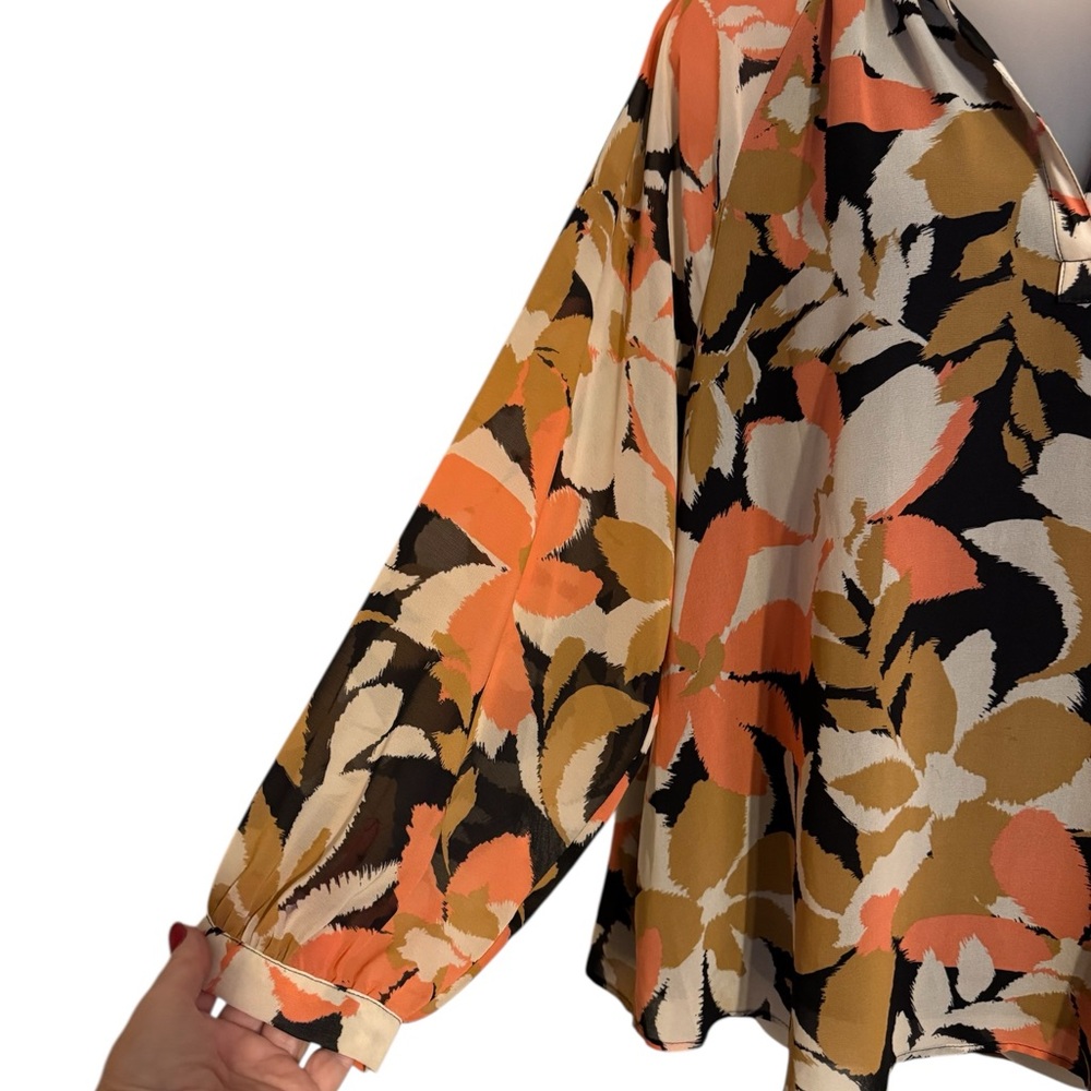 Beautiful Calvin Klein Multicolor Floral Print Blouse 1X #J - Picture 3 of 6